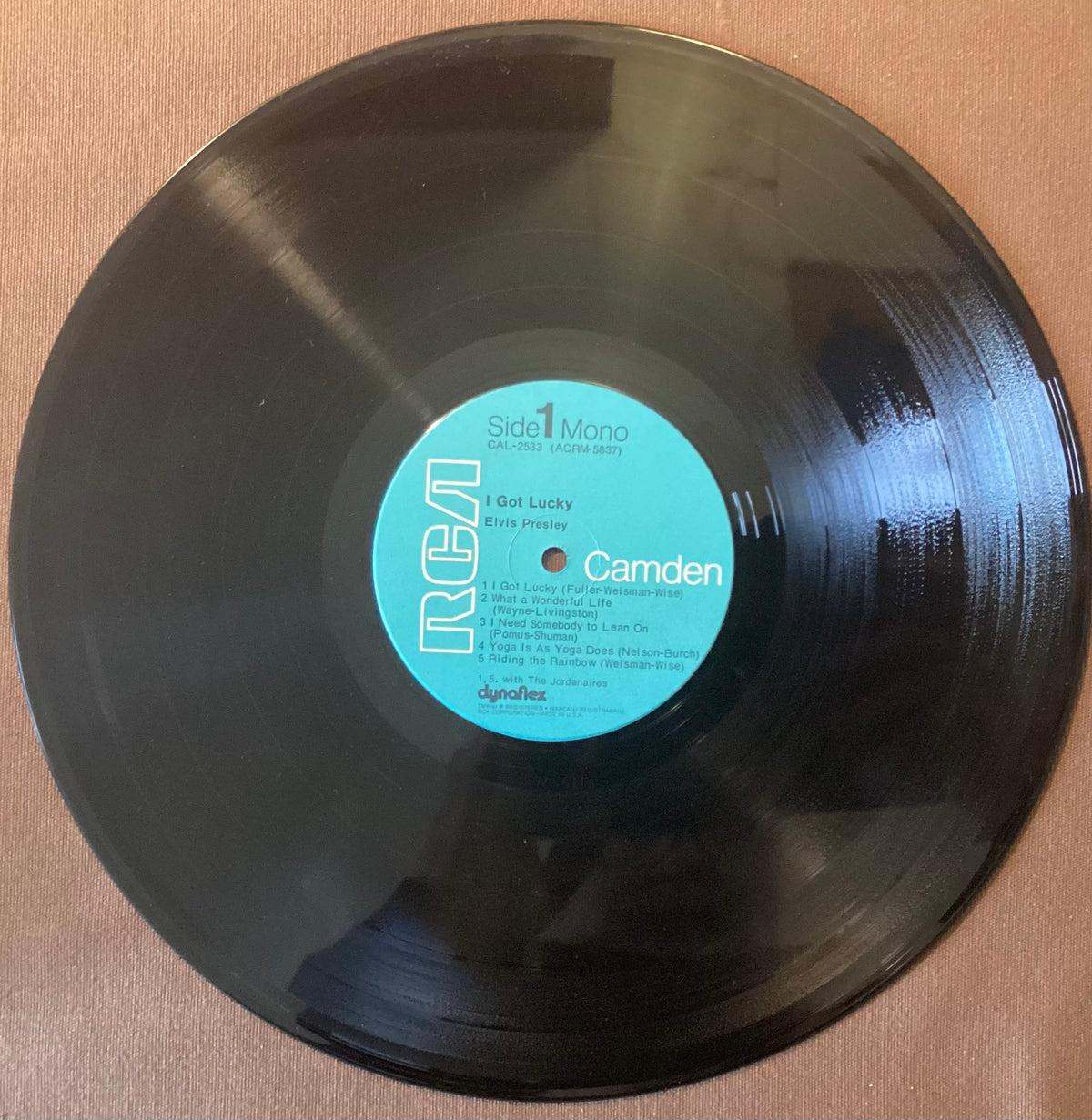Elvis Presley on LP RCA CAL-2533:  I Got Lucky; E/V