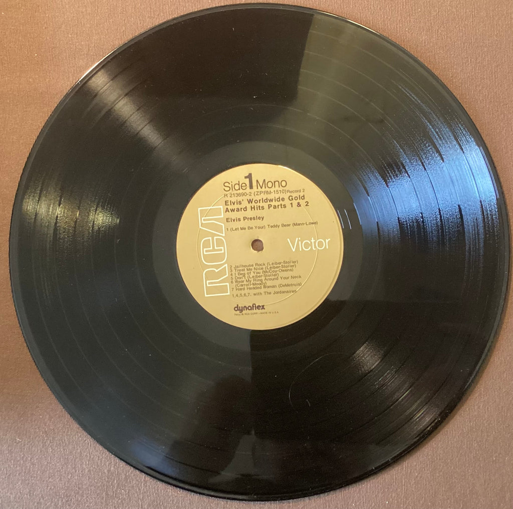 Elvis Presley on LP RCA R213690:  Worldwide Gold Award Hits Parts 1 and 2; E/V+