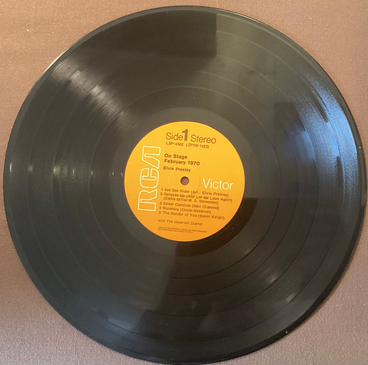Elvis Presley on LP RCA LSP-4690: He Touched Me; E/V+