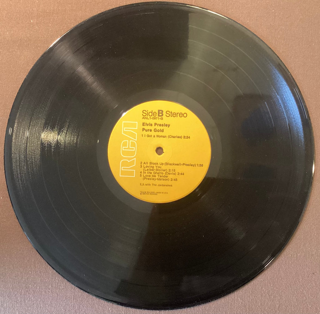 Elvis Presley on LP RCA ANL1-0971(e): Pure Gold; E/V
