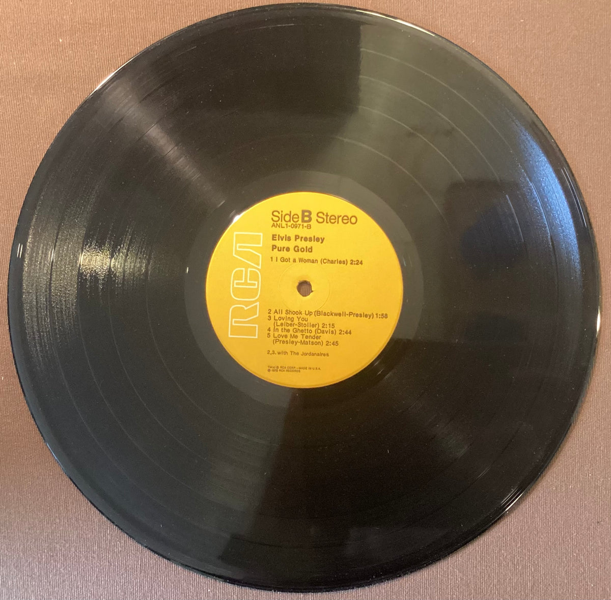 Elvis Presley on LP RCA ANL1-0971(e): Pure Gold; E/V