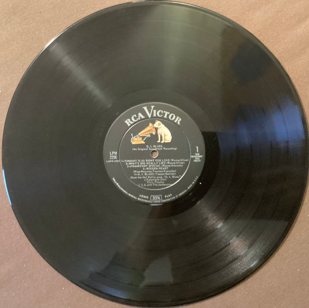 Elvis Presley on LP RCA LPM-2256: Elvis in G.I. Blues; E/E