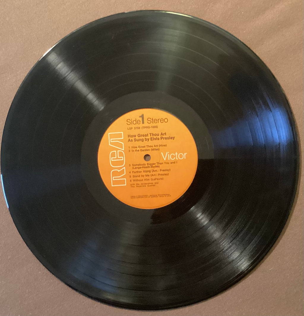 Elvis Presley on LP RCA LSP-3758: How Great Thou Art; E/V+