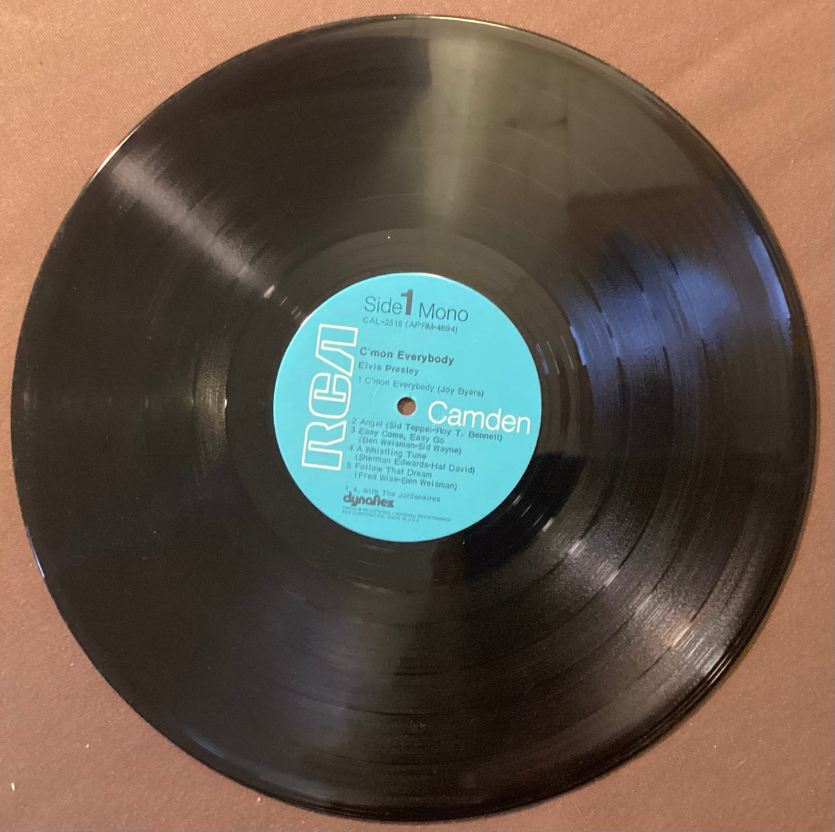 Elvis Presley on LP RCA CAL-2518: C’mon Everybody; E/V+