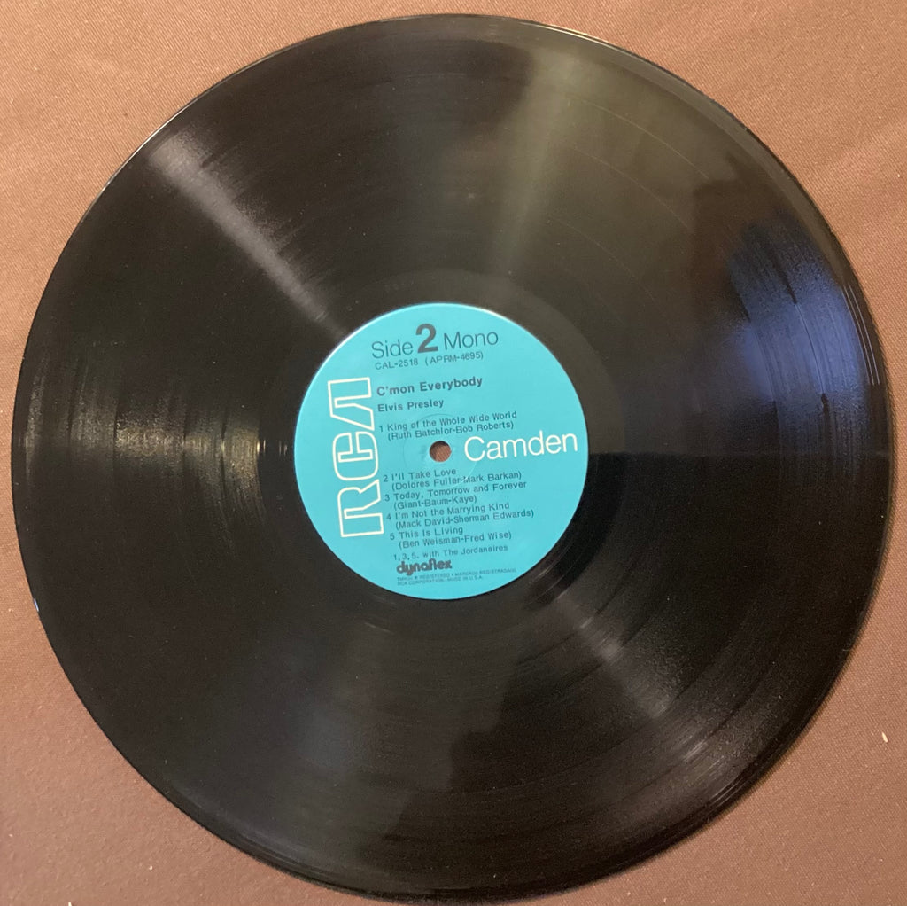 Elvis Presley on LP RCA CAL-2518: C’mon Everybody; E/V+