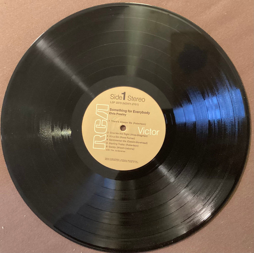 Elvis Presley on LP RCA LSP-2370: Something for Everybody; E/E