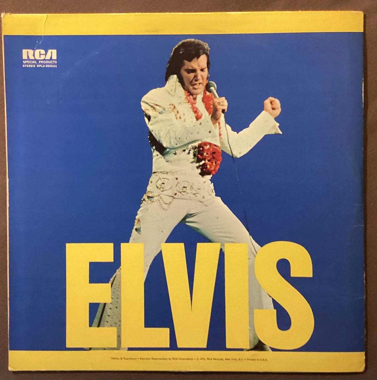 Elvis Presley on LP RCA DPL2-0058(e): Elvis; V+/V+