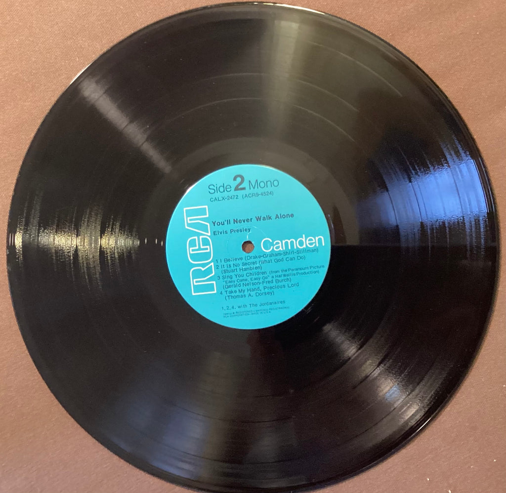Elvis Presley on LP RCA CALX-2472: You’ll Never Walk Alone; V+/V+
